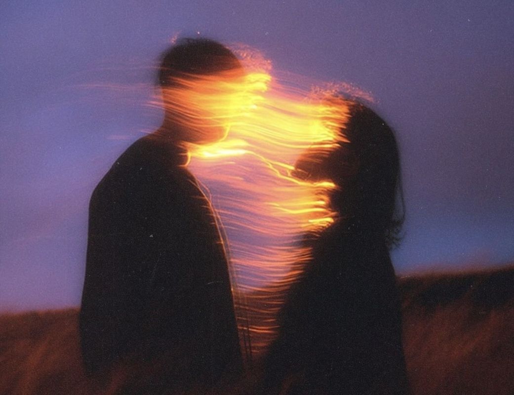 Этапы отношений: от сладкого влюбления к искренней любви