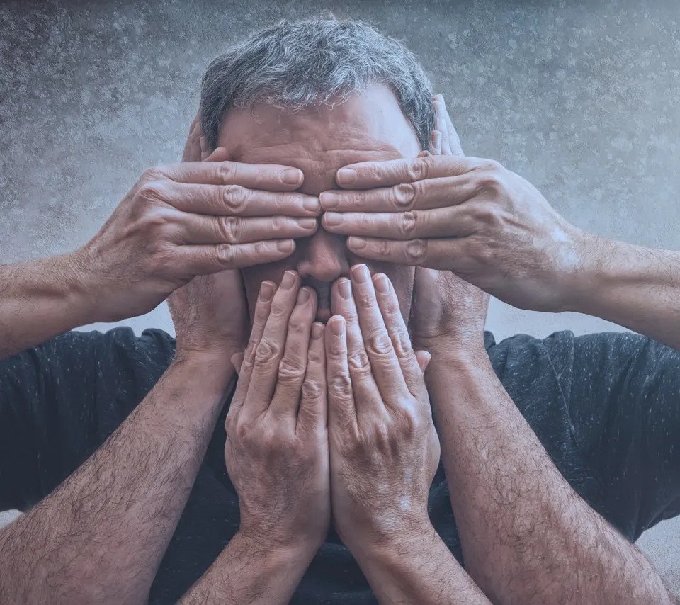 Как страх уязвимости мешает интимной близости